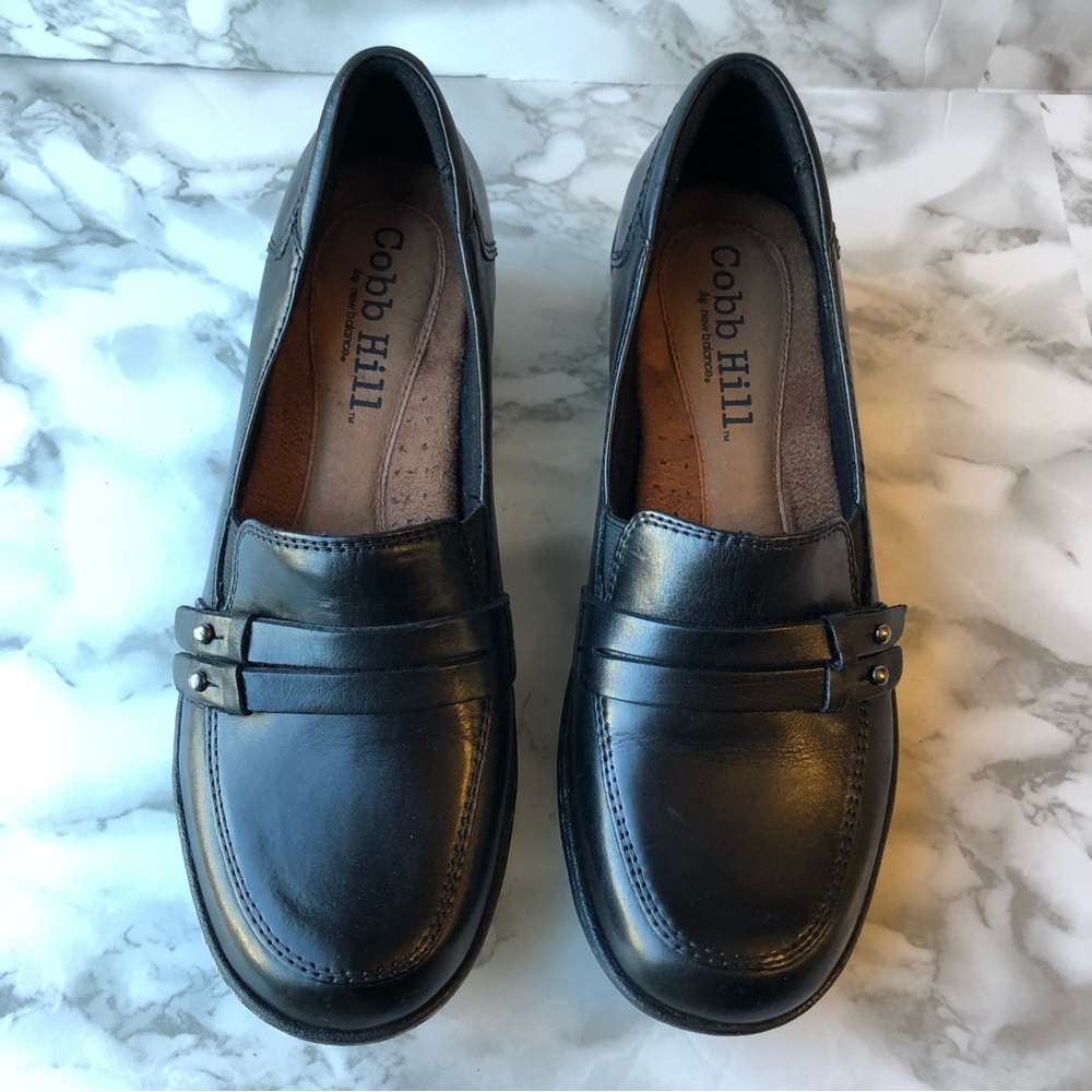 Cobb Hill by New Balance black leather ladies size 6 walking/ office shoe